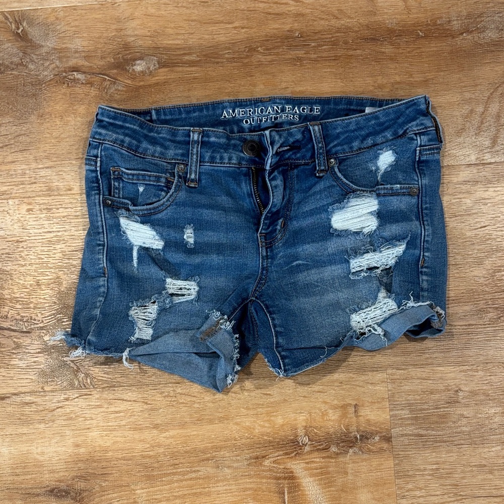 American Eagle Distressed Denim Shorts - Dark Blue